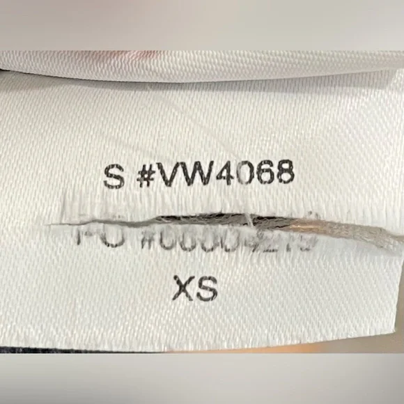 Vuori Lux At Ease Straight Leg Pants Size XS - Picture 10 of 12